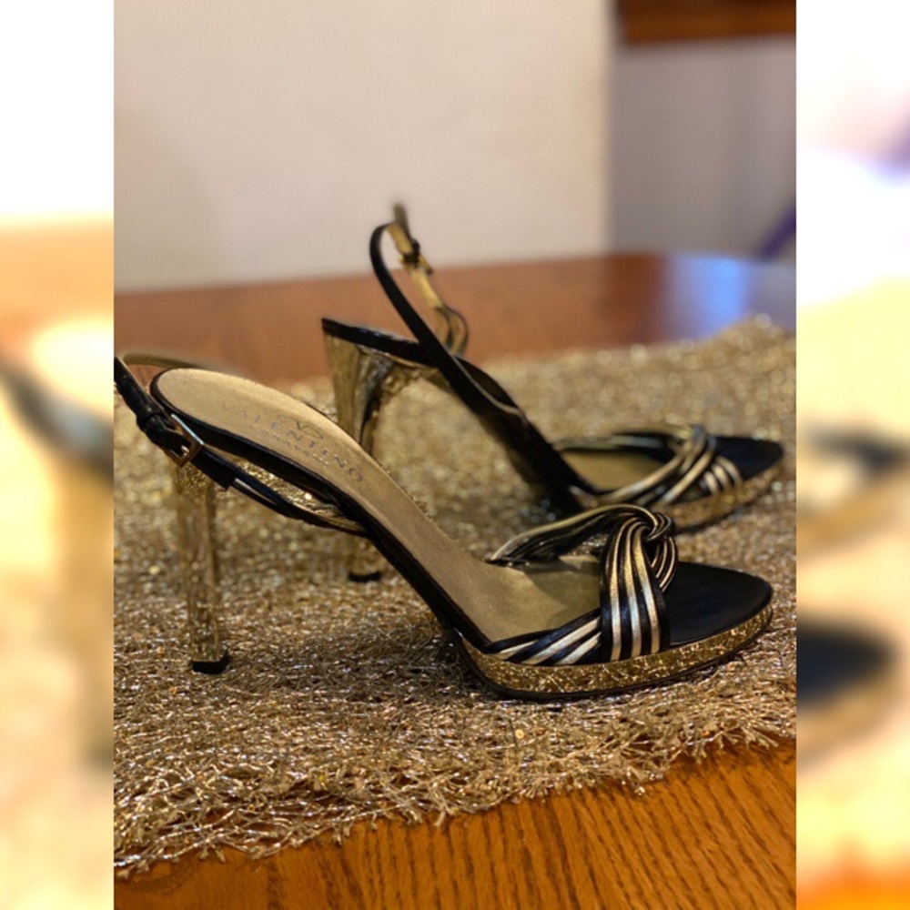 🖤Valentino heels🖤
